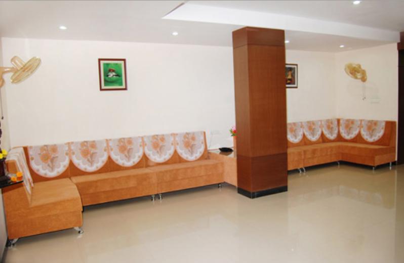 Balaji Grand Hotel Kākināda Екстериор снимка