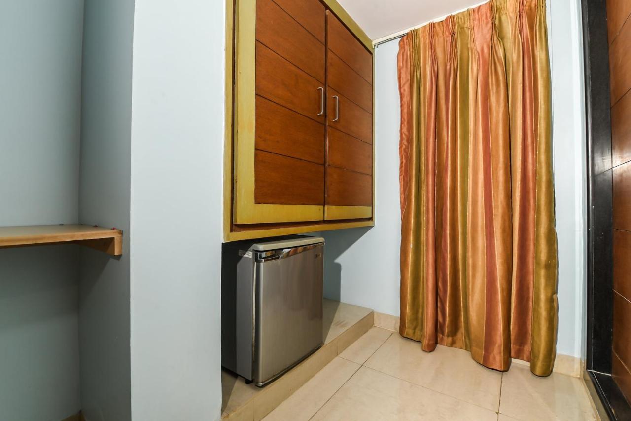 Balaji Grand Hotel Kākināda Екстериор снимка